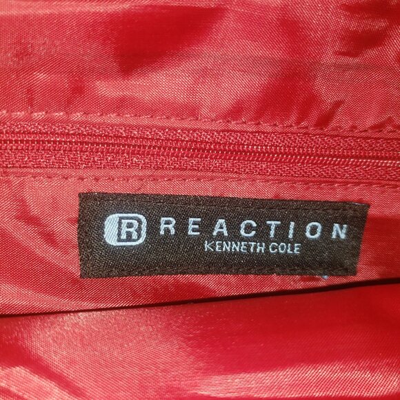 82 "Reaction Kenneth Cole" men's red messenger bag vintage style - Picture 9 of 9